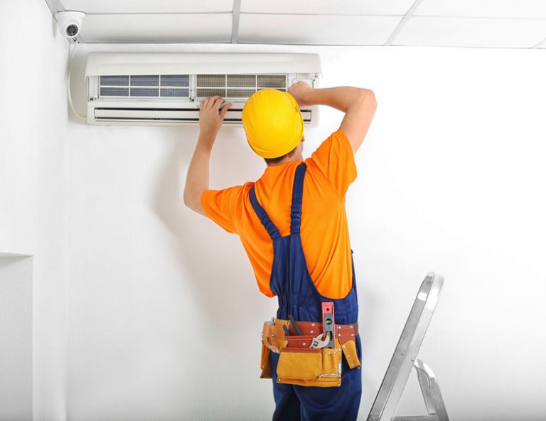 AC maintenance and cleaning in Dubai